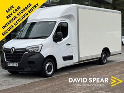 Mineral white Used 2023 Renault Master Business Van | £23,990 (Expensive)