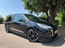 Black Used 2016 DS Automobiles DS3 Elegance Hatchback | £4,495 (Fair price)