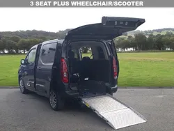 Grey Used 2020 Citroën Berlingo Feel MPV | £11,999 (Fair price)