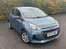 Blue Used 2017 Hyundai i10 Hatchback | £4,995 (Good price)