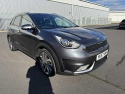 Grey Used 2017 Kia Niro 4 SUV | £13,690 (Good price)