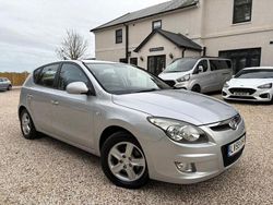 Silver Used 2009 Hyundai i30 Comfort Hatchback | £1,999 (Good price)