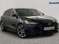 Magnetic (exclusive colour) New 2025 Ford Focus ST-Line X Hatchback | £23,084 (Fair price)