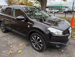 Deep black pearl Used 2013 Nissan Qashqai +2 360º SUV | £4,875 (Fair price)
