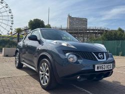 Blue Used 2013 Nissan Juke Tekna SUV | £5,295 (Fair price)