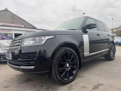 Black Used 2014 Land Rover Range Rover Vogue SE SUV | £16,295 (Good price)
