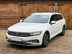 White Used 2021 VW Passat SEL Estate | £19,995 (Fair price)