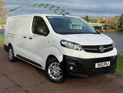 White Used 2021 Vauxhall Vivaro S Van | £10,499 (Good price)