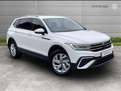 White Used 2025 VW Tiguan Allspace Life SUV | £29,995 (Fair price)