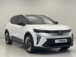 Twotone metallic arctic white with diamond blac Used 2024 Renault Scénic MPV | £35,450 (Expensive)