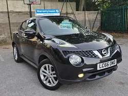 Black Used 2016 Nissan Juke N-Connecta SUV | £4,695 (Good price)