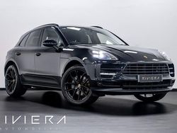 Black Used 2020 Porsche Macan SUV | £45,995 (A bit pricey)