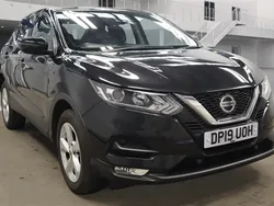 Black Used 2019 Nissan Qashqai Acenta Premium SUV | £12,800 (Good price)