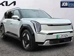 Silver Used 2025 Kia EV9 Air SUV | £55,495 (Super price)