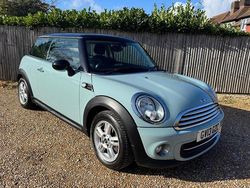Blue Used 2013 Mini Cooper Hatch Hatchback | £5,650 (Good price)