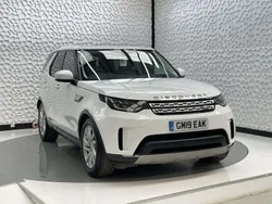 Land Rover Discovery 5
