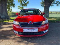 Red Used 2016 Skoda Rapid SE Hatchback | £4,999 (Fair price)