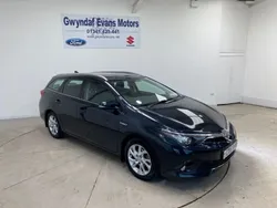 Grey Used 2016 Toyota Auris Hybrid Estate | £8,995 (Good price)