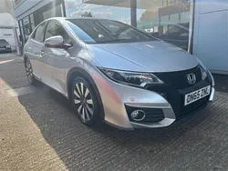 Silver Used 2015 Honda Civic SE Plus Hatchback | £10,290 (Fair price)