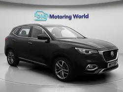 Black Used 2021 MG HS Exclusive SUV | £14,000 (Fair price)