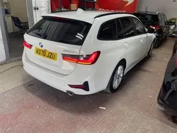 White Used 2021 BMW 320 Estate | £17,994 (Good price)