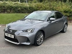 Grey Used 2017 Lexus IS300h Sedan | £16,700 (Expensive)