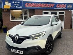White Used 2016 Renault Kadjar Dynamique SUV | £7,995 (A bit pricey)