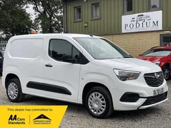 White Used 2020 Vauxhall Combo Sportive MPV | £6,490 (Good price)