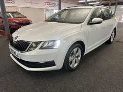 White Used 2017 Skoda Octavia SE Technology Estate | £6,695 (Fair price)