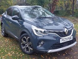 Blue/black Used 2021 Renault Captur Version S SUV | £16,498 (Fair price)