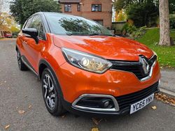 Orange/black Used 2015 Renault Captur Dynamique SUV | £6,995 (Fair price)