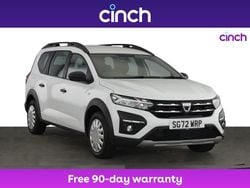 White Used 2022 Dacia Jogger Essentiel MPV | £13,049 (Fair price)