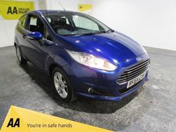 Blue Used 2015 Ford Fiesta Zetec Hatchback | £4,290 (Good price)
