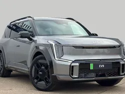 New 2025 Kia EV9 2 SUV | £77,735 (Expensive)