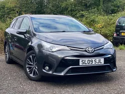 Grey Used 2015 Toyota Avensis Business Edition Estate | £5,999 (Fair price)