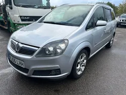 Silver Used 2006 Vauxhall Zafira Design Edition MPV | £1,800 (A bit pricey)