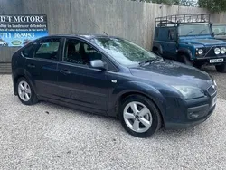 Grey Used 2006 Ford Focus Zetec Hatchback | £1,895 (Good price)