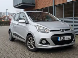 Silver Used 2015 Hyundai i10 Premium Hatchback | £5,299 (Fair price)