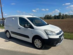 White Used 2013 Citroën Berlingo XTR MPV | £4,490 (Super price)