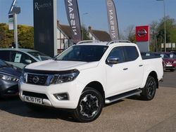 White Used 2020 Nissan Navara Tekna Pickup | £20,748 (A bit pricey)