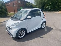 White Used 2012 Smart ForTwo Cabrio Passion Cabriolet | £3,395 (Good price)