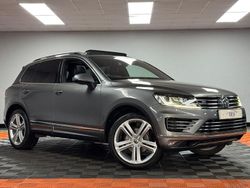 Grey Used 2015 VW Touareg R-line SUV | £16,250 (Good price)