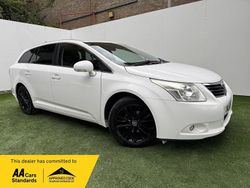 White Used 2011 Toyota Avensis Estate | £2,795 (Good price)