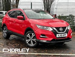 Red Used 2018 Nissan Qashqai N-Connecta SUV | £9,699 (Fair price)