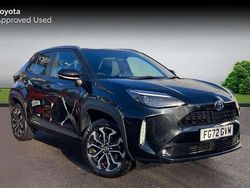 Black Used 2022 Toyota Yaris Hybrid Design SUV | £18,109 (Fair price)