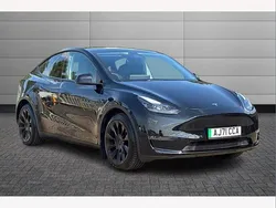 Black Used 2022 Tesla Model Y Long Range SUV | £20,990 (Super price)