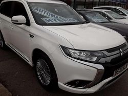 Used 2020 Mitsubishi Outlander P-HEV | £15,771 (Fair price)