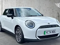 White Used 2024 Mini Cooper SE Hatch Hatchback | £28,499