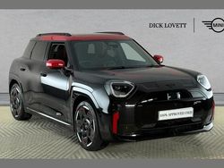 Black Used 2025 Mini Cooper Hatchback | £35,555