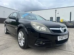 Black Used 2007 Vauxhall Vectra SRi Hatchback | £1,995 (A bit pricey)